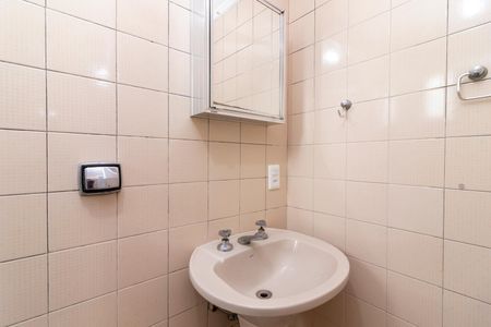 Apartamento para alugar com 68m², 3 quartos e 2 vagas Apartamento para alugar com 68m², 3 quartos e 2 vagasBanheiro da Suíte