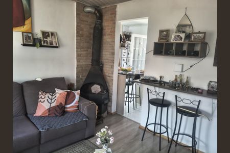 Sala de casa à venda com 3 quartos, 65m² em Jardim Carvalho, Porto Alegre