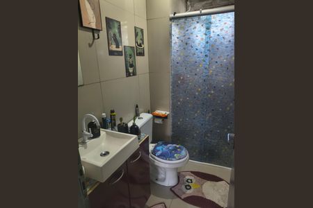 Casa à venda com 65m², 3 quartos e 1 vagaBanheiro