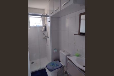 Banheiro de apartamento para alugar com 2 quartos, 47m² em Jardim Maria Estela, São Paulo
