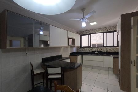 Apartamento para alugar com 158m², 3 quartos e 2 vagasCozinha
