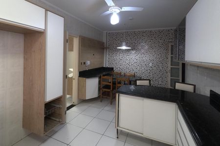 Apartamento para alugar com 158m², 3 quartos e 2 vagasCozinha