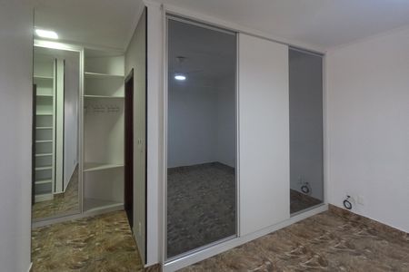 Quarto 1 de apartamento para alugar com 3 quartos, 158m² em Pompéia, Santos