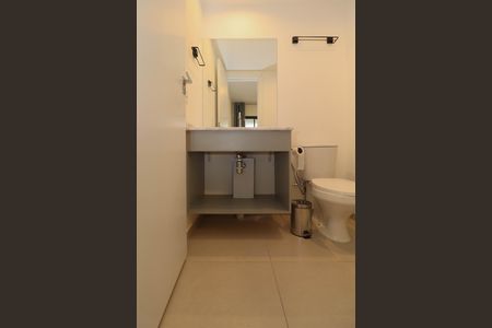 Studio para alugar com 30m², 1 quarto e sem vaga Studio para alugar com 30m², 1 quarto e sem vagaBanheiro da Suíte