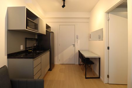 Studio para alugar com 30m², 1 quarto e sem vaga Studio para alugar com 30m², 1 quarto e sem vagaSala/Cozinha