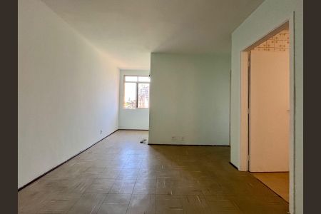 Apartamento para alugar com 71m², 1 quarto e 1 vagaSala
