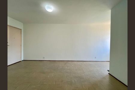 Apartamento para alugar com 71m², 1 quarto e 1 vagaSala