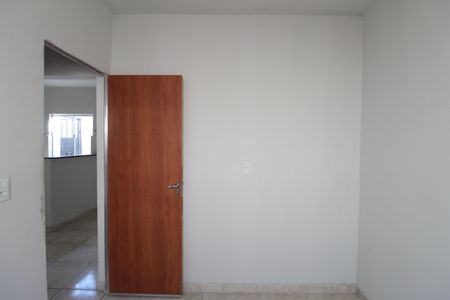 Casa à venda com 241m², 3 quartos e 4 vagasCasa 2 - Quarto 2