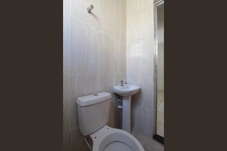 Casa à venda com 241m², 3 quartos e 4 vagasCasa 2 -  Banheiro