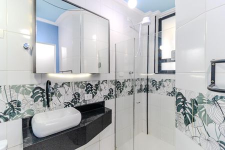 Banheiro de kitnet/studio à venda com 1 quarto, 40m² em República, São Paulo