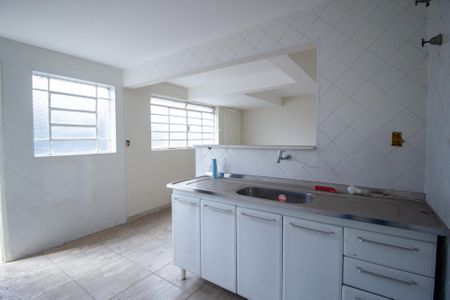 Casa para alugar com 300m², 3 quartos e 2 vagasCozinha