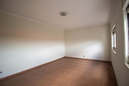 Casa para alugar com 300m², 3 quartos e 2 vagasQuarto 2