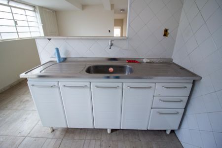 Casa para alugar com 300m², 3 quartos e 2 vagasCozinha