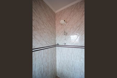 Casa para alugar com 300m², 3 quartos e 2 vagasBanheiro Social