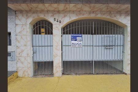 Casa para alugar com 150m², 4 quartos e 2 vagasFachada