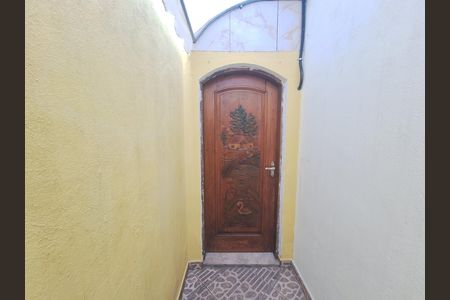 Casa para alugar com 150m², 4 quartos e 2 vagasCorredor