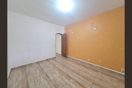 Casa para alugar com 4 quartos, 150m² em Parque Maria Helena, Suzano