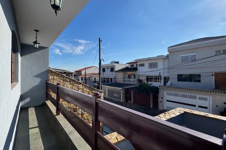 Sacada de casa para alugar com 3 quartos, 219m² em Vila Danubio, São Bernardo do Campo