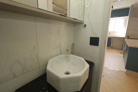 Apartamento para alugar com 38m², 1 quarto e sem vagaBanheiro