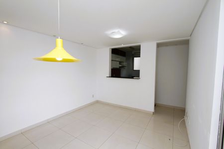 Sala de apartamento para alugar com 3 quartos, 70m² em Buritis, Belo Horizonte