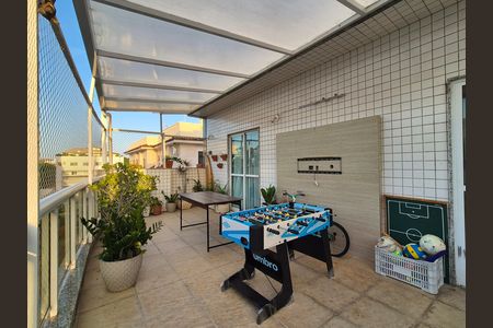 Apartamento à venda com 200m², 4 quartos e 3 vagas Apartamento à venda com 200m², 4 quartos e 3 vagasCobertura