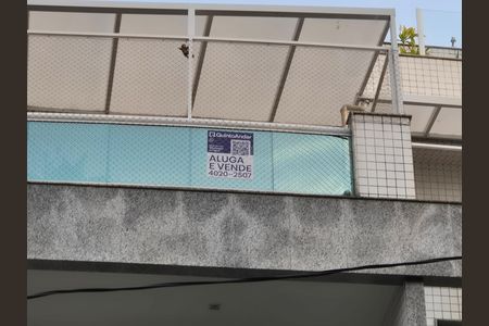 Apartamento à venda com 200m², 4 quartos e 3 vagas Apartamento à venda com 200m², 4 quartos e 3 vagasPlaca