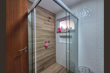 Apartamento à venda com 200m², 4 quartos e 3 vagas Apartamento à venda com 200m², 4 quartos e 3 vagasBanheiro da Suíte 4