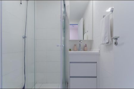 Banheiro de apartamento para alugar com 1 quarto, 30m² em Vila Dom Pedro I, São Paulo