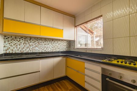 Casa para alugar com 2 quartos, 130m² em Parque Jabaquara, São Paulo