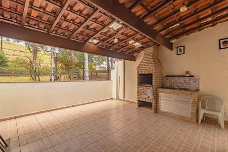 Casa para alugar com 2 quartos, 130m² em Parque Jabaquara, São Paulo