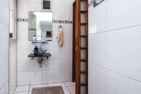 Casa à venda com 270m², 4 quartos e 4 vagas Casa à venda com 270m², 4 quartos e 4 vagasCasa 1 - Lavabo