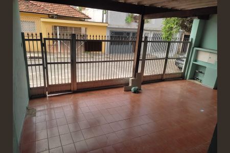 Casa à venda com 270m², 4 quartos e 4 vagas Casa à venda com 270m², 4 quartos e 4 vagasCasa 2- Garagem