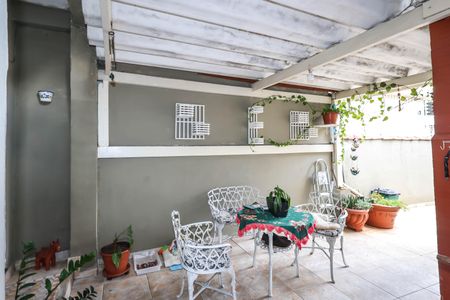 Casa à venda com 270m², 4 quartos e 4 vagas Casa à venda com 270m², 4 quartos e 4 vagasCasa 1 - Garagem