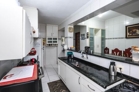 Casa à venda com 270m², 4 quartos e 4 vagas Casa à venda com 270m², 4 quartos e 4 vagasCasa 1 - Cozinha