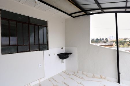 Casa para alugar com 70m², 2 quartos e 1 vagaÁrea de Serviço