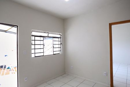 Casa para alugar com 70m², 2 quartos e 1 vagaSala