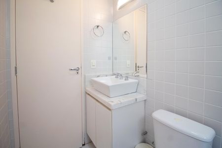 Apartamento à venda com 53m², 1 quarto e 2 vagasBanheiro Social