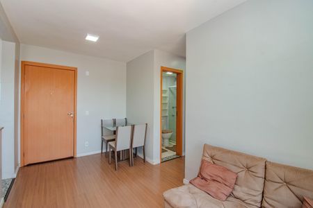 Sala de apartamento à venda com 2 quartos, 48m² em Rubem Berta, Porto Alegre