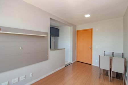 Sala de apartamento à venda com 2 quartos, 48m² em Rubem Berta, Porto Alegre