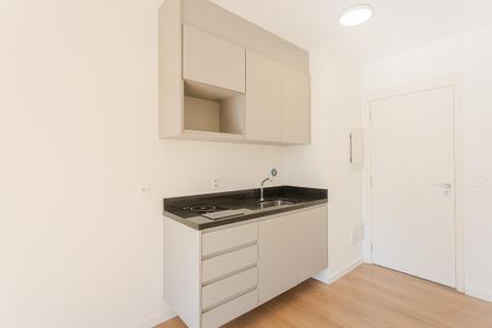 Cozinha de kitnet/studio para alugar com 1 quarto, 22m² em Jardim Paulistano, São Paulo