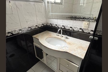 Apartamento à venda com 100m², 3 quartos e 1 vaga Apartamento à venda com 100m², 3 quartos e 1 vagaBanheiro da Suíte