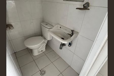 Apartamento à venda com 100m², 3 quartos e 1 vaga Apartamento à venda com 100m², 3 quartos e 1 vagaBanheiro de Serviço