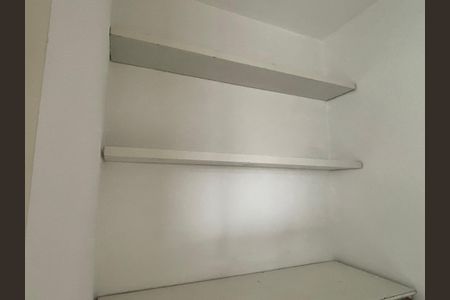 Apartamento à venda com 100m², 3 quartos e 1 vaga Apartamento à venda com 100m², 3 quartos e 1 vagaQuarto de Serviço