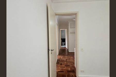 Apartamento à venda com 100m², 3 quartos e 1 vaga Apartamento à venda com 100m², 3 quartos e 1 vagaCorredor