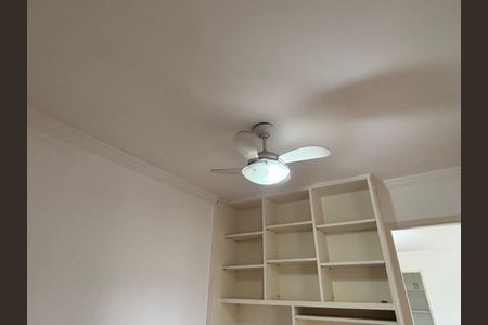 Apartamento à venda com 100m², 3 quartos e 1 vaga Apartamento à venda com 100m², 3 quartos e 1 vagaEscritório