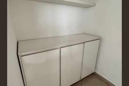 Apartamento à venda com 100m², 3 quartos e 1 vaga Apartamento à venda com 100m², 3 quartos e 1 vagaQuarto de Serviço