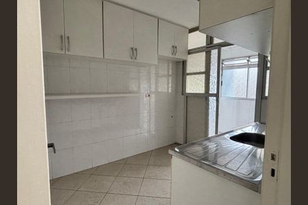 Apartamento à venda com 100m², 3 quartos e 1 vaga Apartamento à venda com 100m², 3 quartos e 1 vagaCozinha