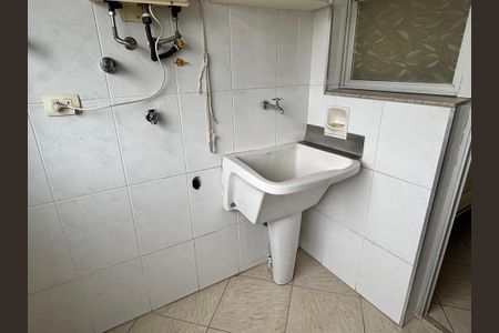 Apartamento à venda com 100m², 3 quartos e 1 vaga Apartamento à venda com 100m², 3 quartos e 1 vagaÁrea de Serviço