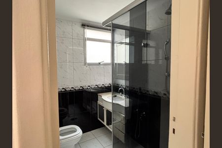 Apartamento à venda com 100m², 3 quartos e 1 vaga Apartamento à venda com 100m², 3 quartos e 1 vagaBanheiro da Suíte