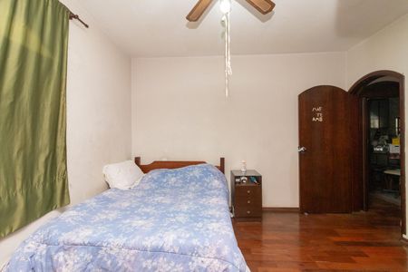 Casa para alugar com 330m², 4 quartos e 5 vagasSuíte 1